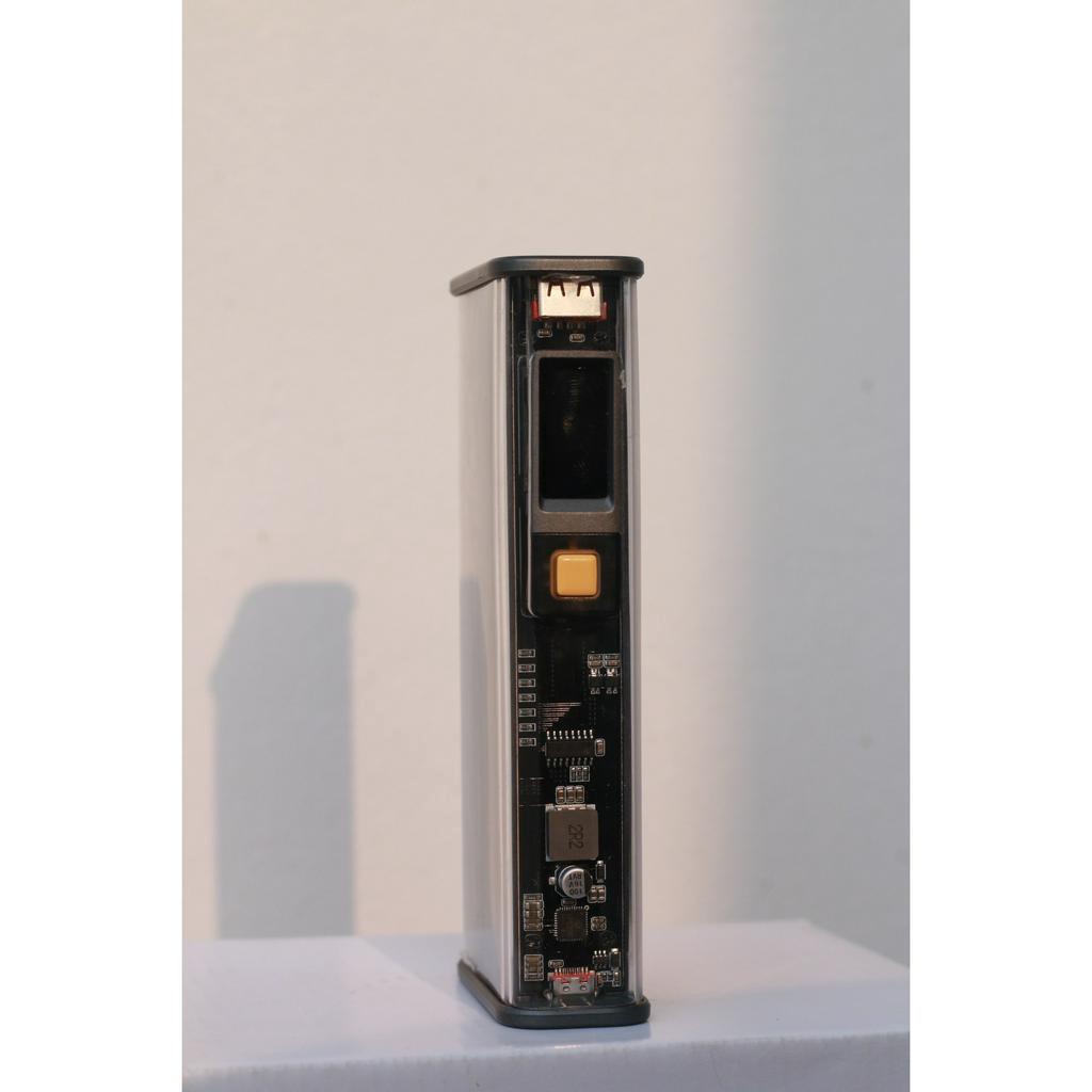 Box sạc dự phòng 22.5W 4 cell pin 21700, Sạc nhanh 22,5w