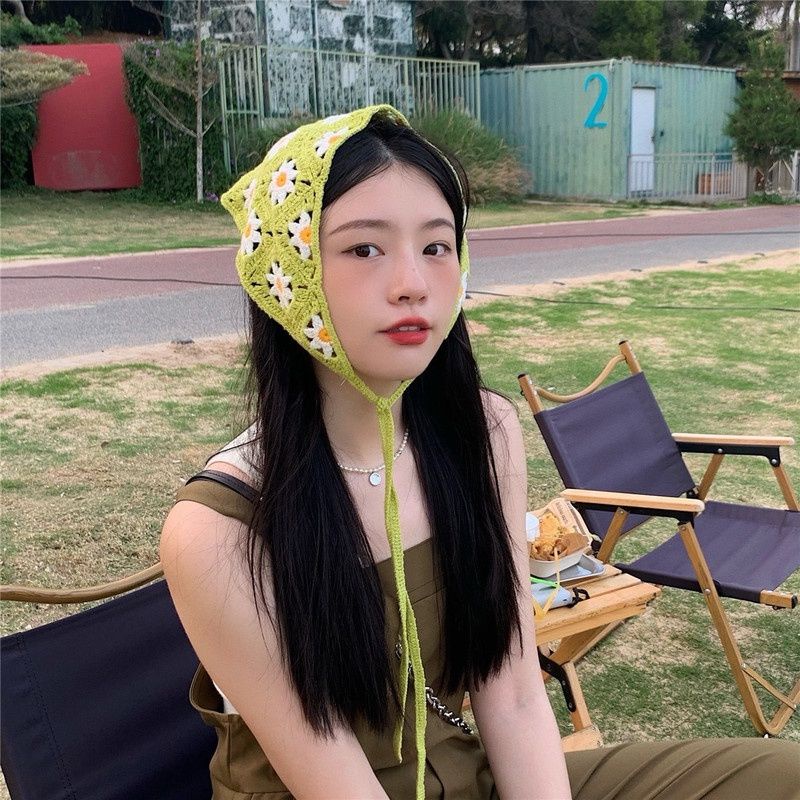 Khăn Bandana len hoa cúc màu sắc làm theo yêu cầu