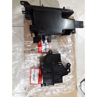 Hộp đựng bình ắc qui có nắp winner V1, winner X zin new 100%