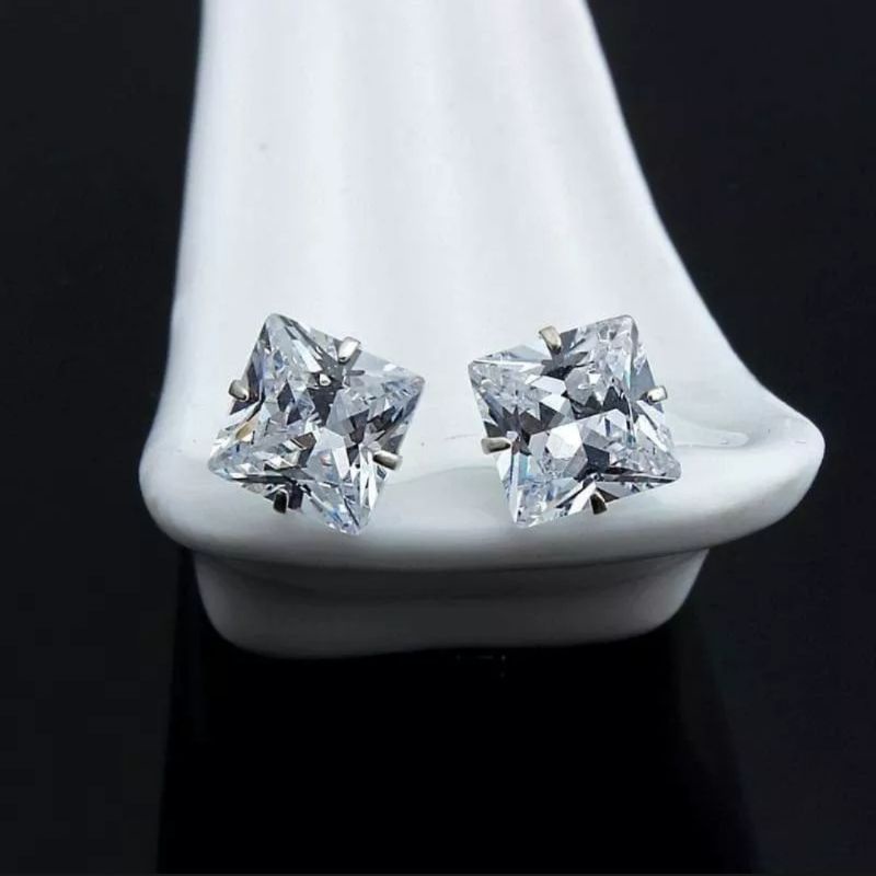 Khuyên Tai Đá Trấu  - Khuyên tai hình Trái tim / Ngôi sao / Tròn / Vuông - Khuyên xỏ tai thép y tế không gỉ