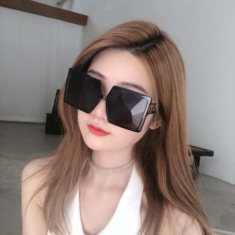 Kính Mát Khung Lớn Chống Tia Cực Tím Chữ D Phong Cách Âu Mỹ Cổ Điển Thời Trang Cho Nữ