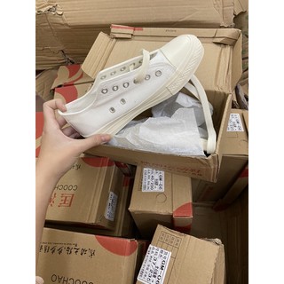 [CÓ SẴN] Giày sneaker trắng size 36,39