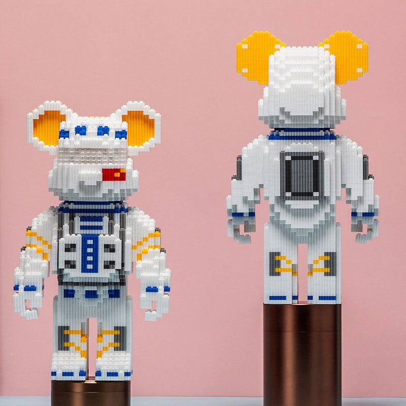 [Mã LIFEXANH03 giảm 10% đơn 500K] Bộ đồ chơi xếp hình Lego BearBrick cosplay Hành Tinh Kaws - BearBrick RainBow