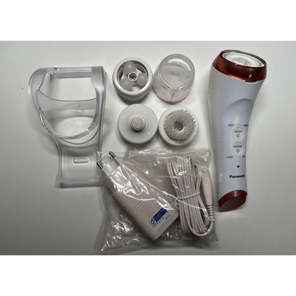 Máy rửa mặt làm sạch da Panasonic EH SC63 SC65