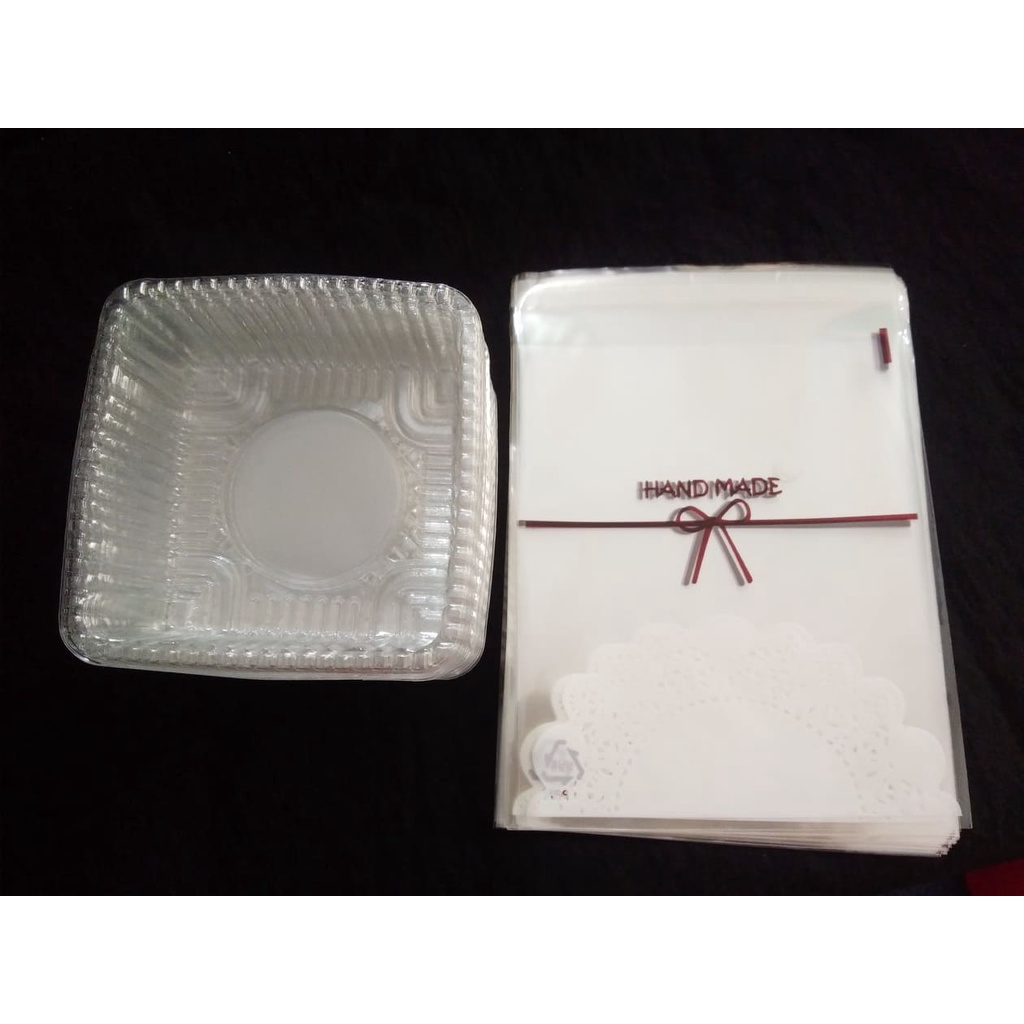 100 KHAY VÀ TÚI DÁN ĐỰNG BÁNH TRUNG THU HAND MADE 250 GRAM