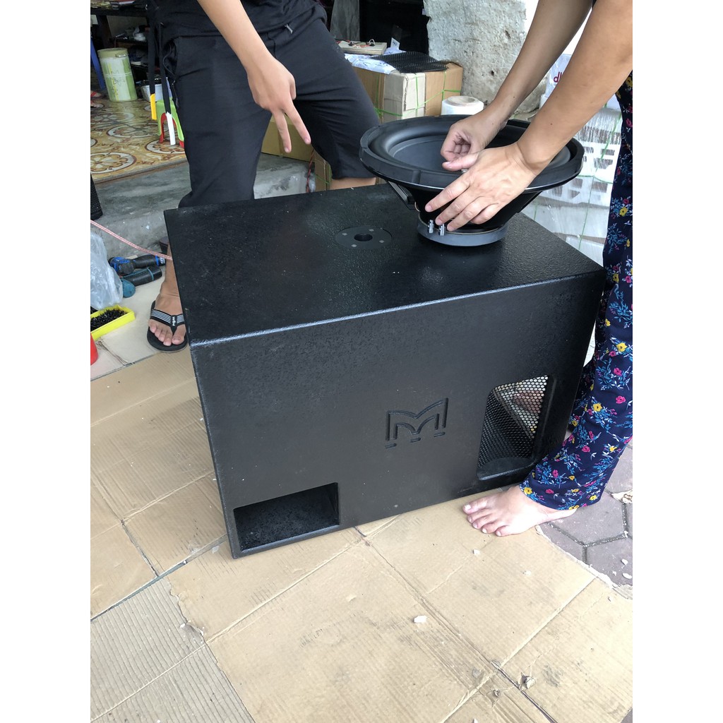 SUB hơi trầm 40 cm