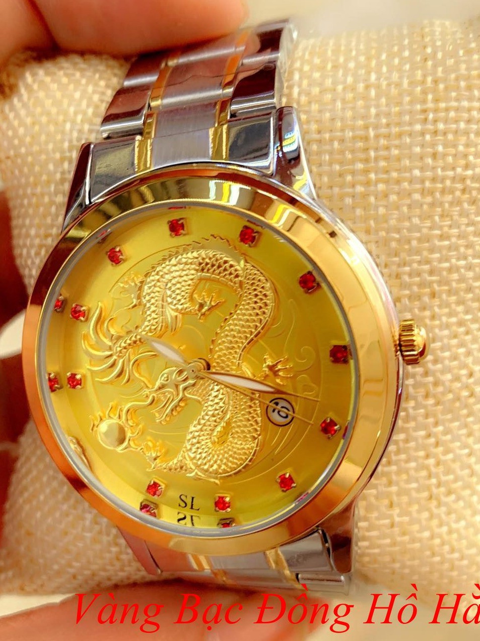 Đồng hồ Nam hàng nhật bản .Rồng Vàng đẳng cấp chống xước chống nước tuyệt đối hợp kim không phai zỉ.