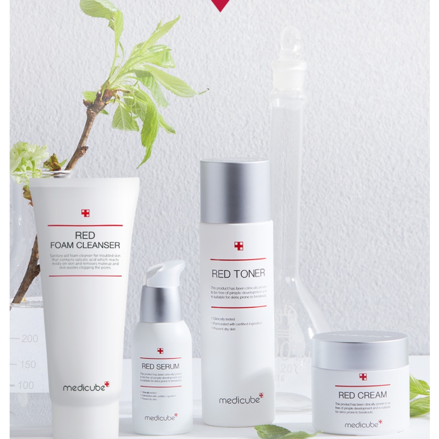 Set chăm sóc dưỡng da MEDICUBE RED LINE dành cho da mun và làn da bị kich ứng