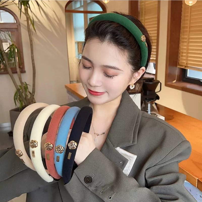 Băng Đô Cài Tóc Viền Rộng Đính Hoa Trà Thời Trang Cho Nữ