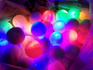 Bóng golf phát sáng