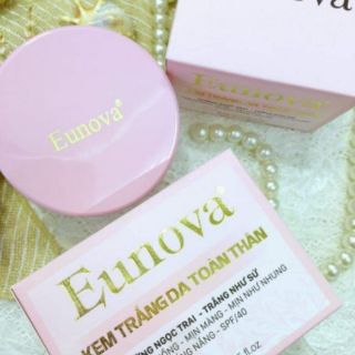 Dưỡng trắng da body Eunova