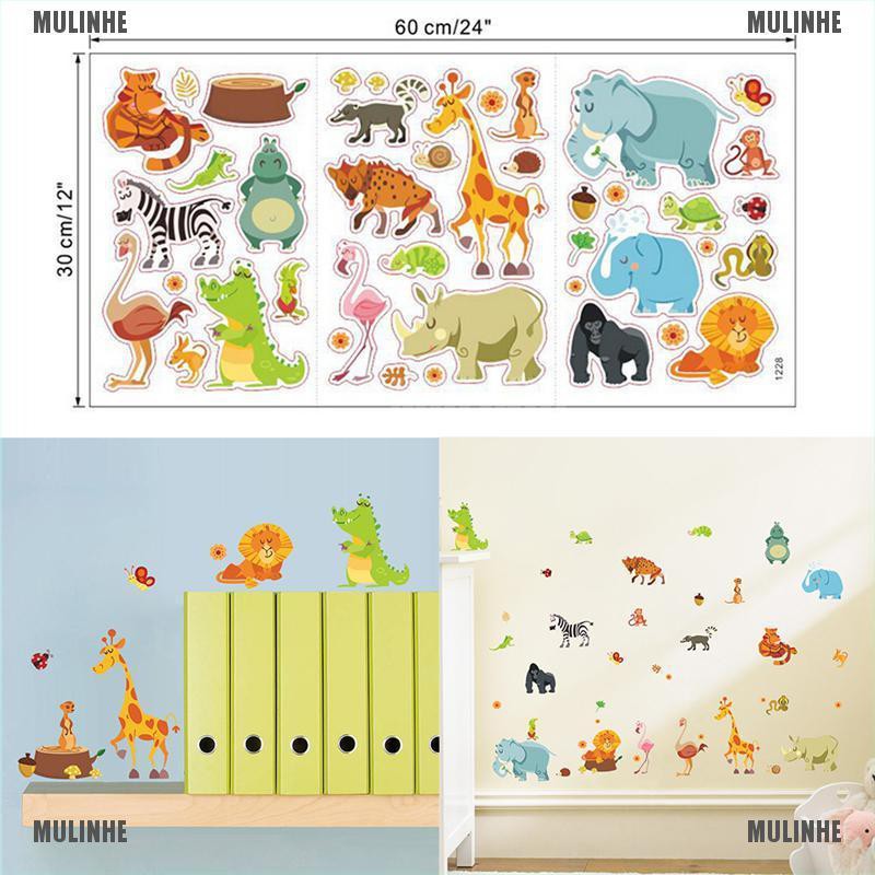 Decal Dán Tường Hình Khỉ Con Ngộ Nghĩnh
