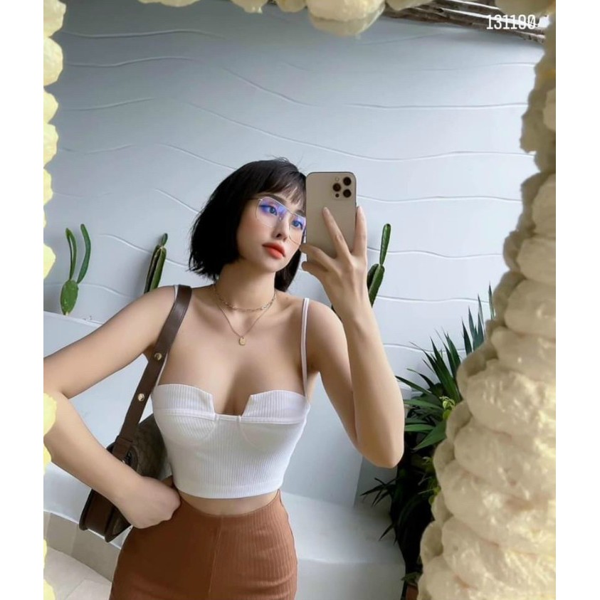 Áo 2 dây khoét ngưc Croptop siêu Hot Shop Cam Kết Hàng Y Hình Chính Chủ ( Size từ 40-53kg)