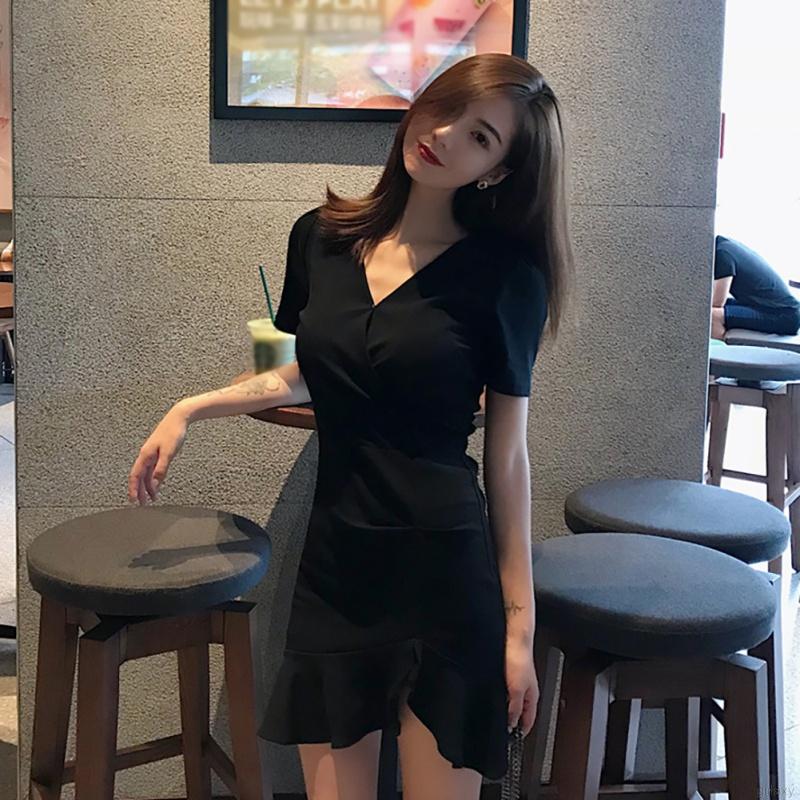 Đầm tay ngắn cổ chữ V phong cách Hàn Quốc trẻ trung