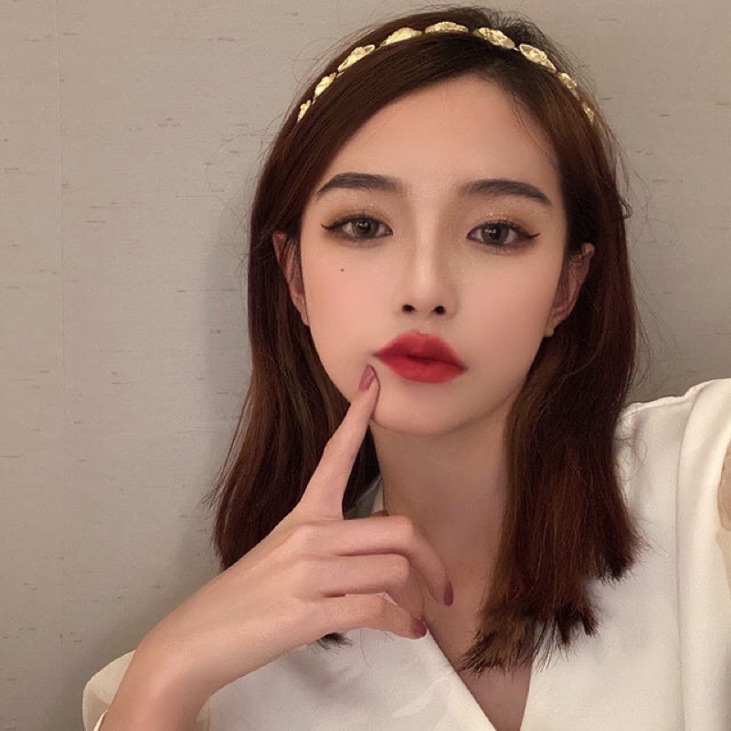 Cài tóc phong cách cổ điển - Cài tóc âu mỹ