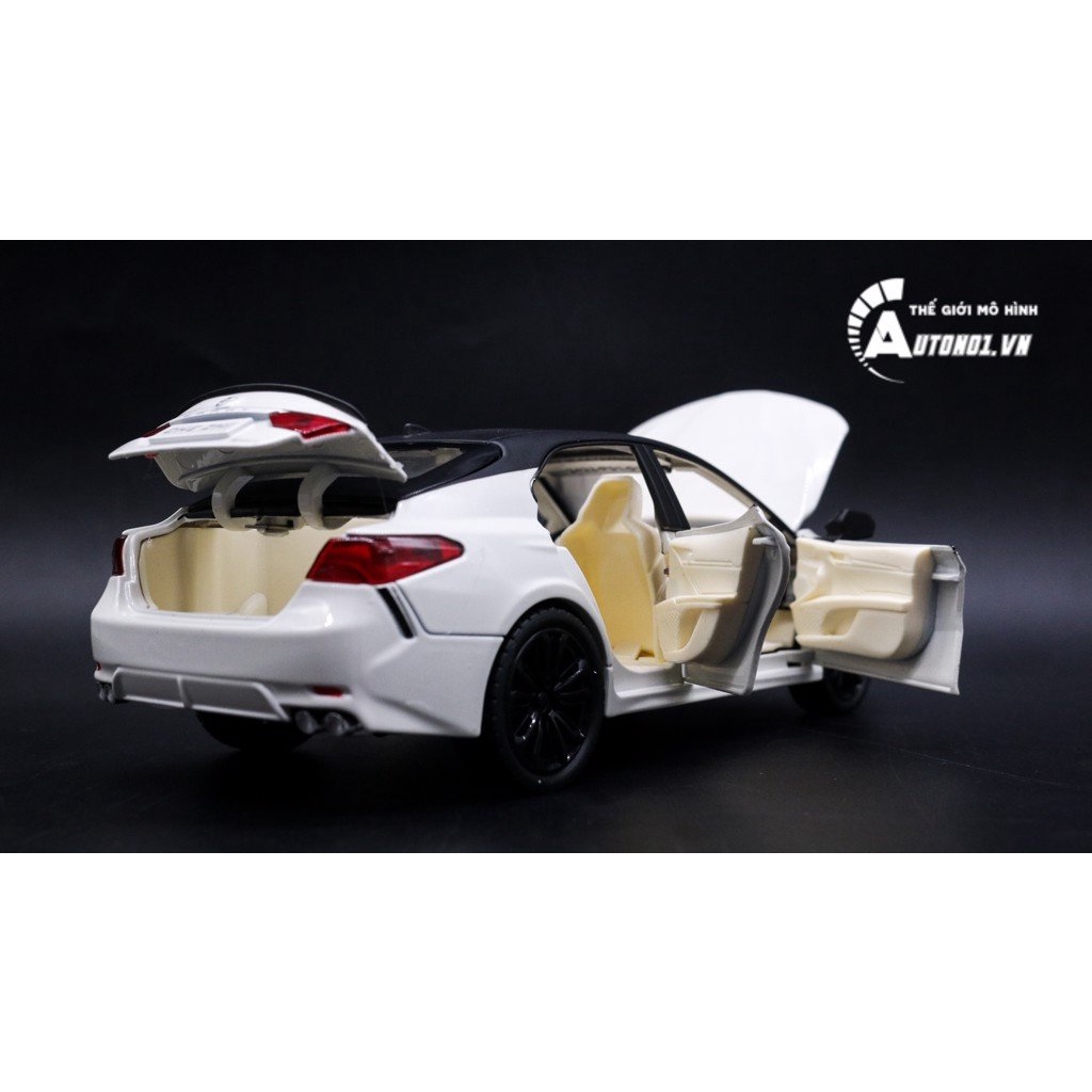 MÔ HÌNH XE SEDAN TOYOTA CAMRY 2020 WHITE 1:24 CHE ZHI 7844