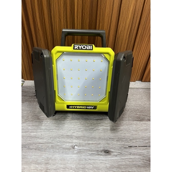 Đèn pin led 18v ryobi RLPH18