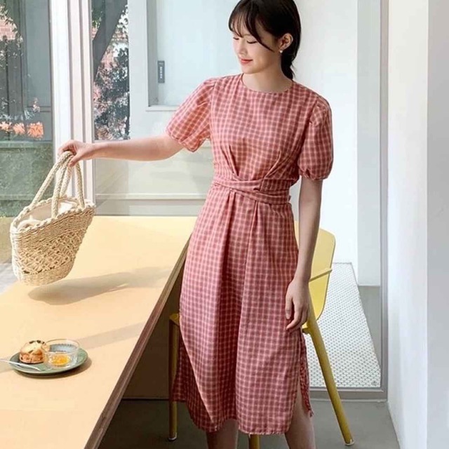 Đầm caro hồng