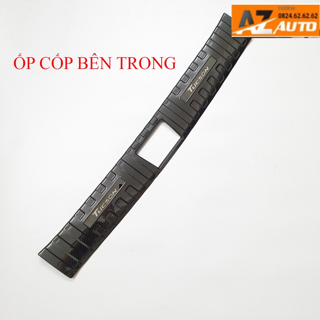 Ốp chống trầy cốp Hyundai Tucson 2022 – 2023 MẪU CARBON