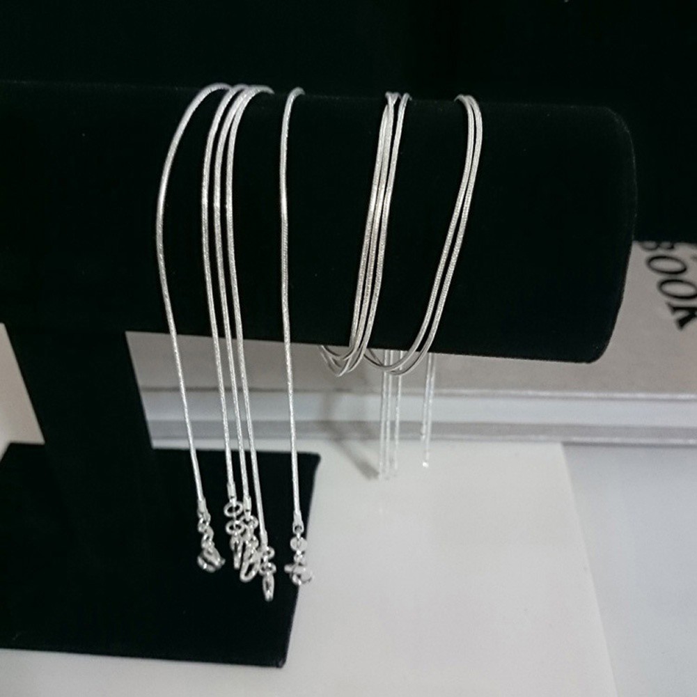 Dây chuyền trơn bằng kim loại đơn giản unisex