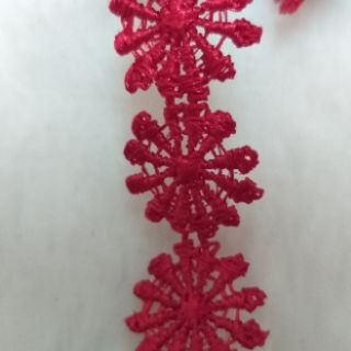 Hoa dây trang trí size 1.4cm (3m /18k)