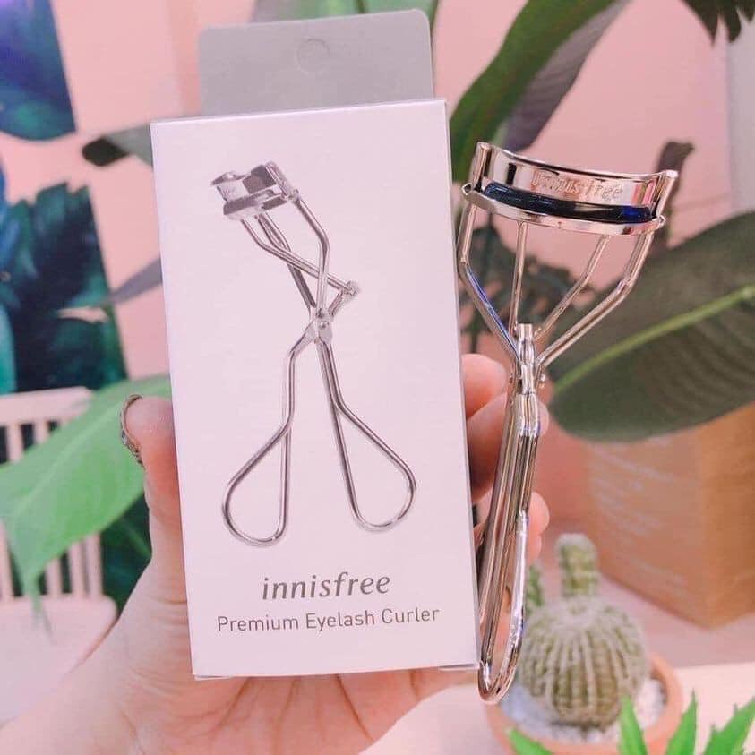 KẸP BẤM MI INNISFREE PREMIUM EYELASH CURLER CHÍNH HÃNG - CHO HÀNG MI CONG VÚT TỰ NHIÊN - 10850