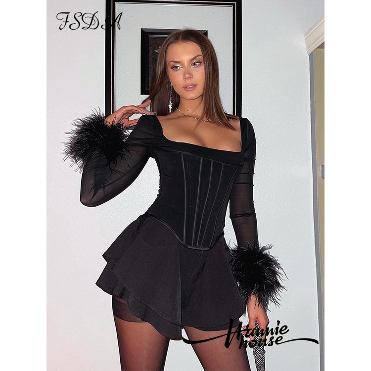 Hannie-Women´s Black Long Feather Sleeve Low Cut Flared Hem Slim Top