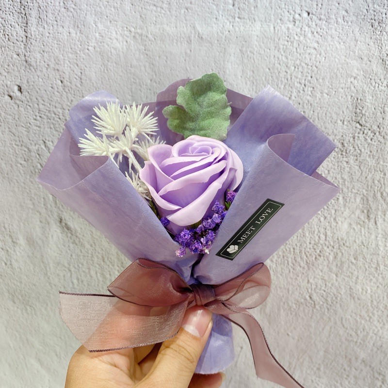 Hoa hồng tím handmade - cỡ trung