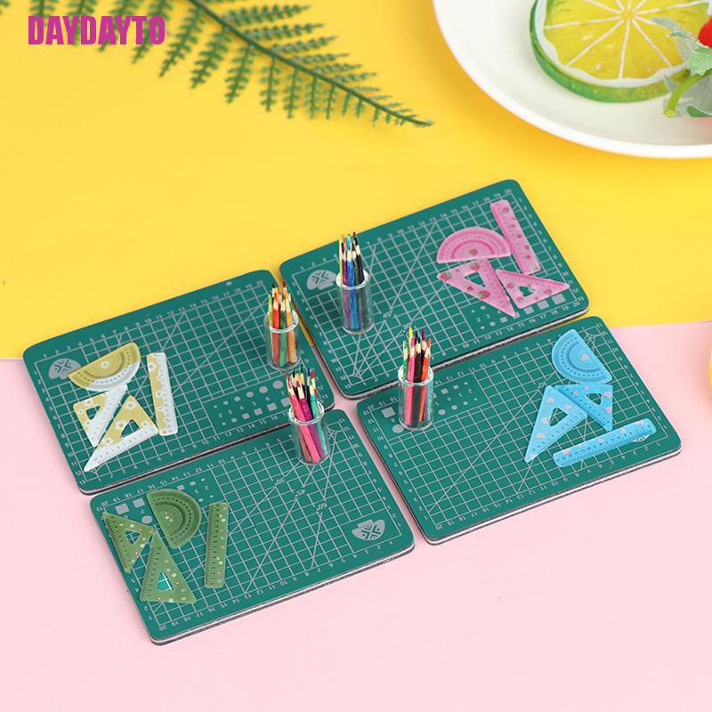 [DAYDAYTO] 1Set 1:12 Scale Dollhouse Miniature Cutting Mat Ruler Pencil Pen Holder Model