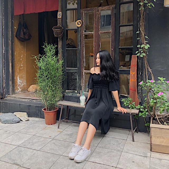 ĐẦM RUMA DRESS XẺ TÀ FROM DÀI MÀU ĐEN - ĐẦM XOÈ NHẸ PHẦN TRÊN NHÚN BO CHUN ( kèm ảnh thật ) | BigBuy360 - bigbuy360.vn