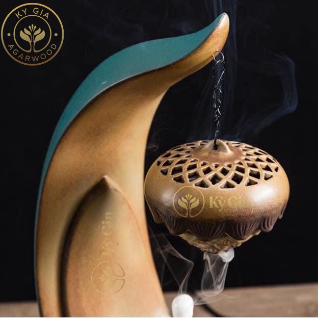 Thác Khói Trầm Hương Kỳ Gia AGARWOOD Cao Cấp Hoa Sen Treo