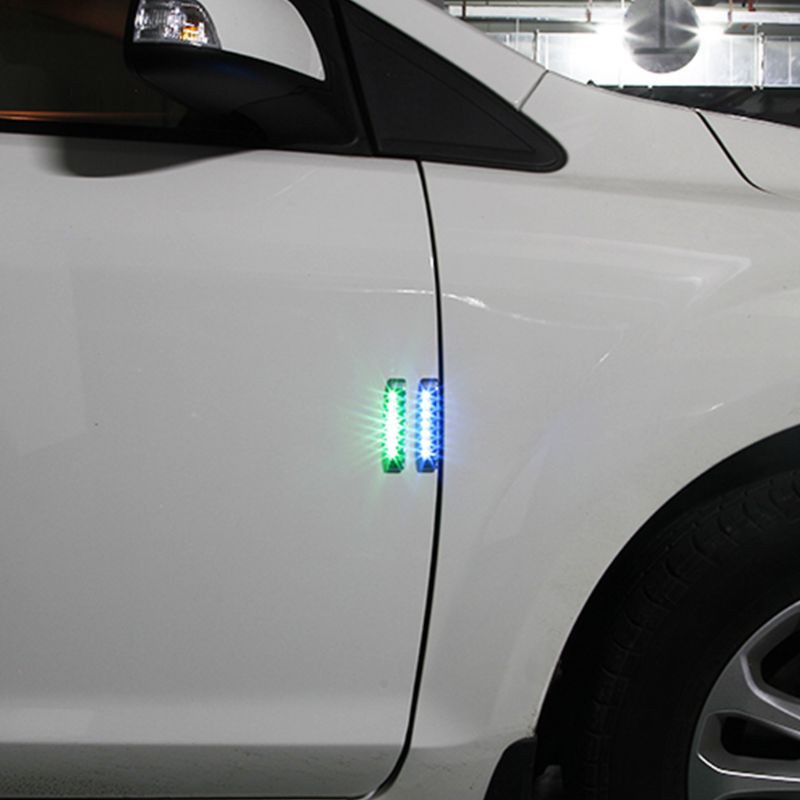 Đèn Led Gắn Cửa Xe Hơi Sử Dụng Năng Lượng Mặt Trời Chống Va Chạm