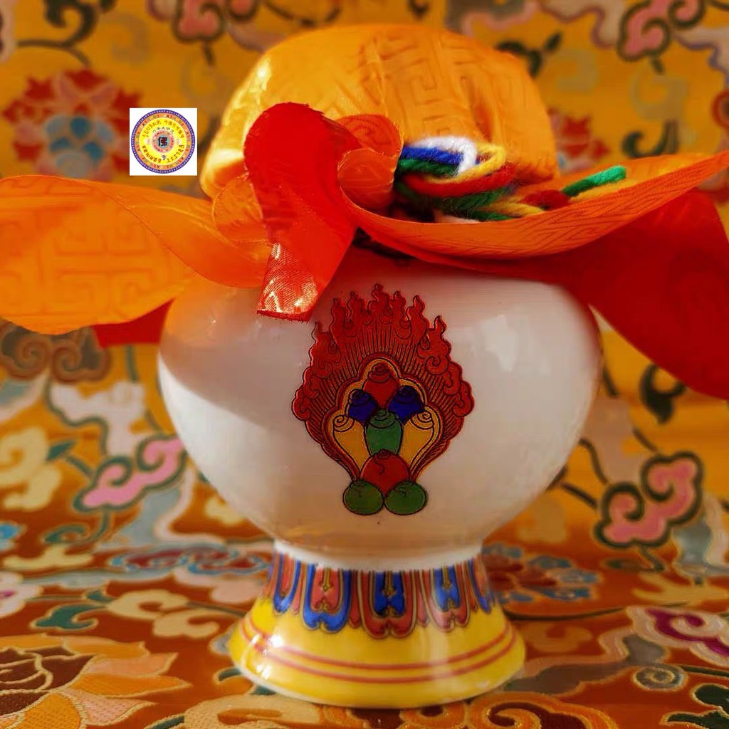 [PBMC]Bảo bình TV Kumbum - mani (Tứ Thủ) - Nắp bọc vải màu trắng (Cái)