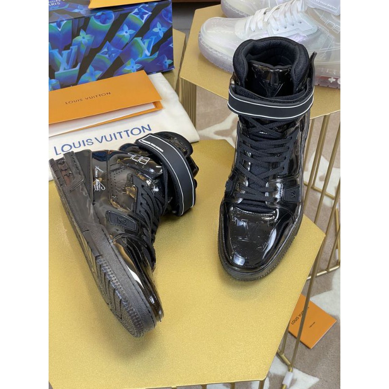 Giay sneaker cao cổ Trainer LV mẫu hè 2021