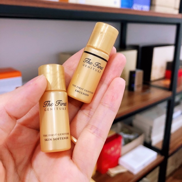 Set 2 nước hoa Hồng và sữa dưỡng The First chuẩn công ty