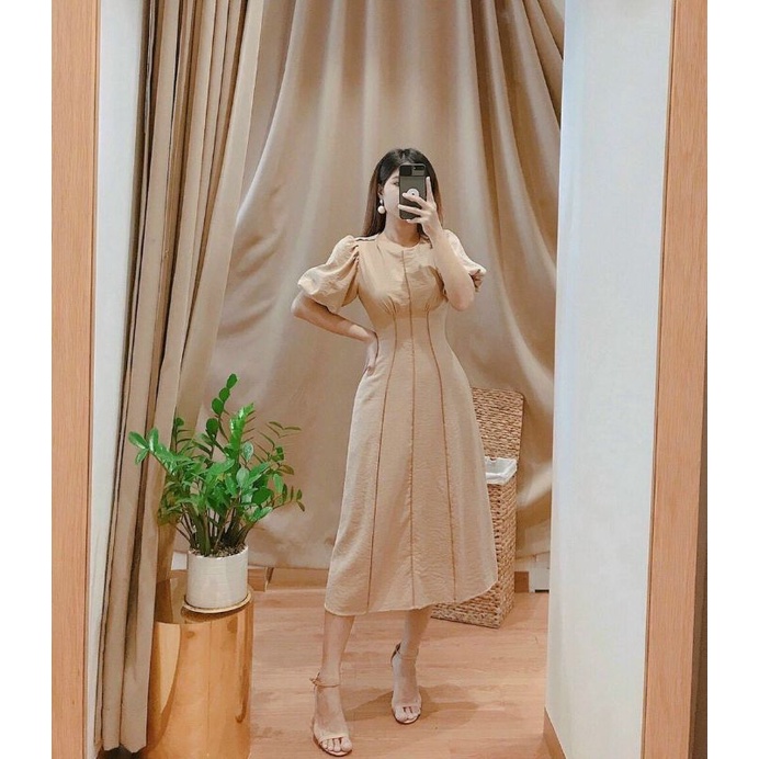 Đầm cổ tròn tay phồng may phối ly dọc thân chất vải linnen Vaco BT93