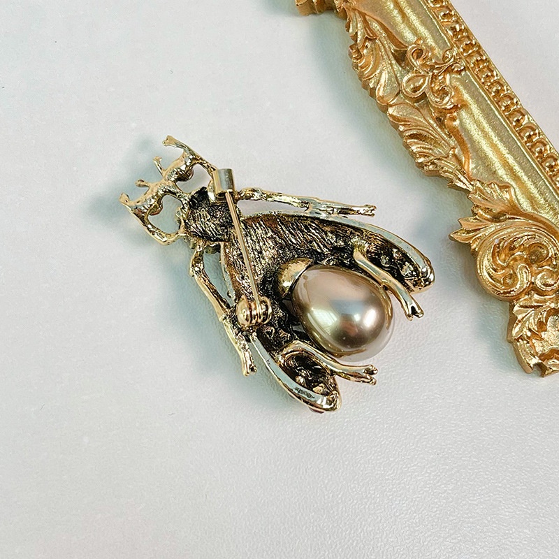 Ghim Cài Áo Hình Con Ong Đính Đá Nhân Tạo Thời Trang