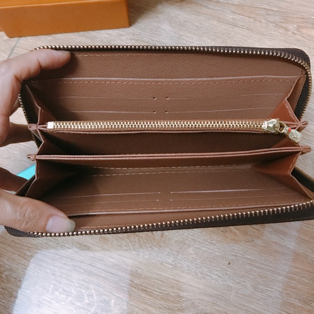 Ví Dài Dây Kéo Cầm Tay Full Box  Rosabeli