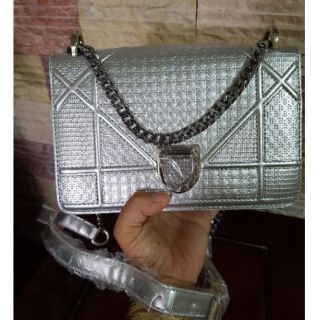 Túi Dior bạc size 22 
