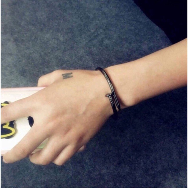 Vòng Đinh Vòng Đeo Tay Thời Trang HOT HIT 2020 GIA DỤNG GIA ĐÌNH 88