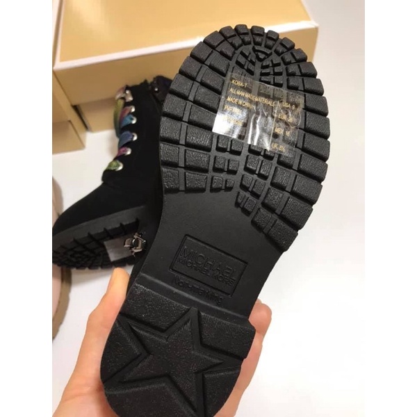 Boot bé gái khoá kéo hai màu