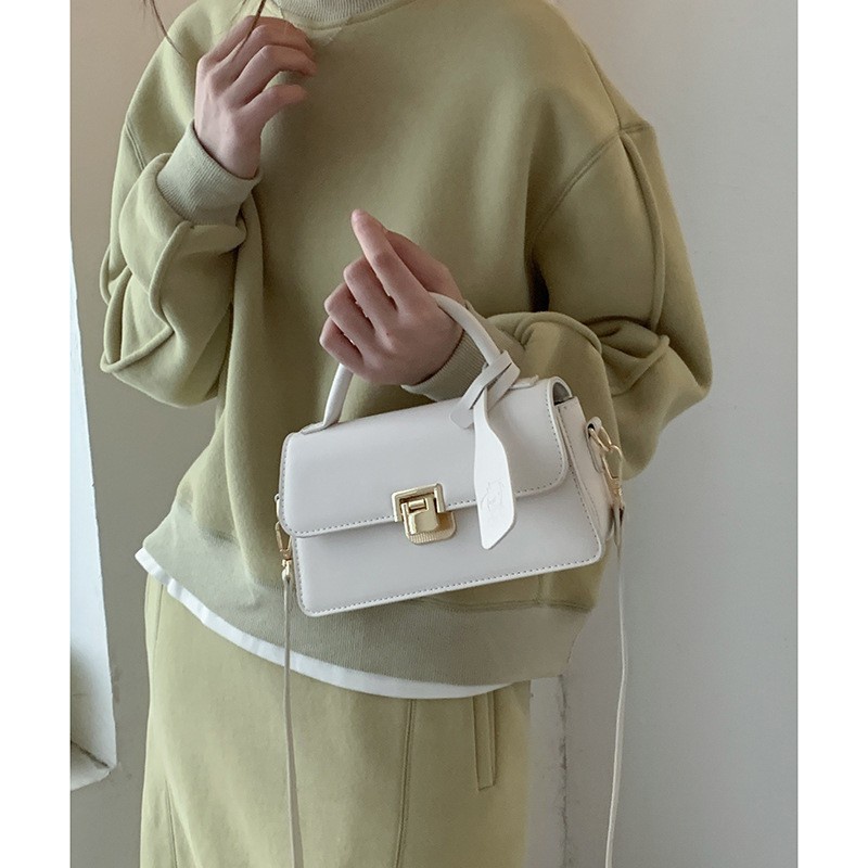 Túi đeo chéo IELGY hình vuông nhỏ thời trang Hàn Quốc dành cho nữ khi đi chơi