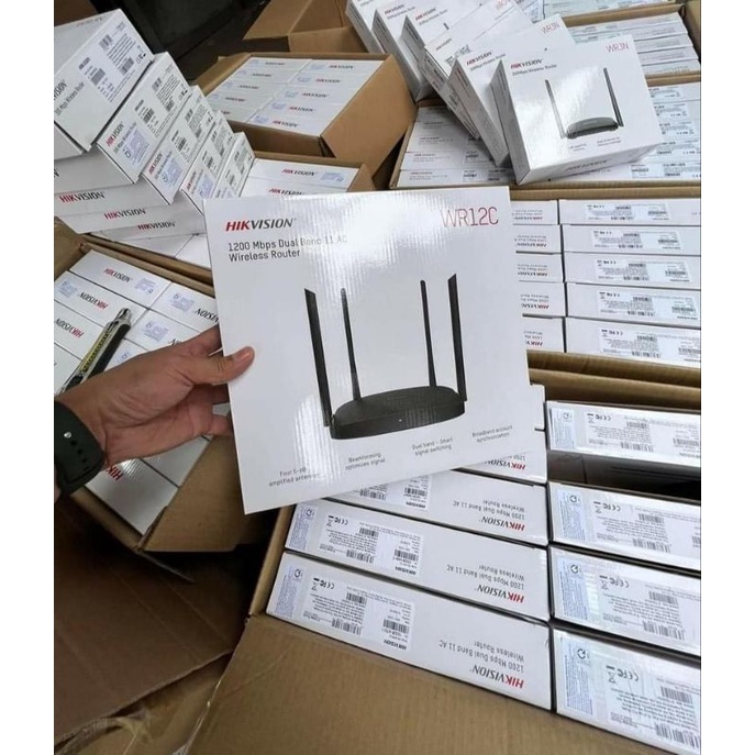 Phát Wifi  HIKVISION DS-3WR12C 2 râu /4 râu
