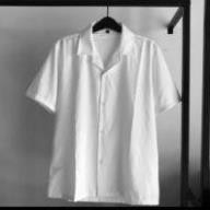 Áo sơ mi tay ngắn Cổ Vest trắng đen Unisex NAM NỮ trơn vải Cotton lụa mềm Ngắn tay form rộng  ྇