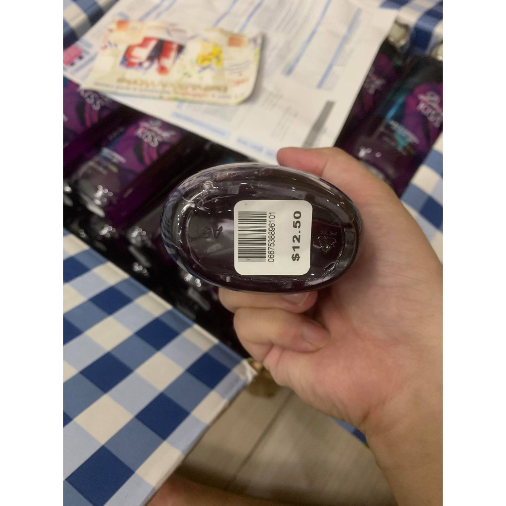 Sữa tắm Bath & Body Works Dark Kiss Shower Gel 295ml | BigBuy360 - bigbuy360.vn