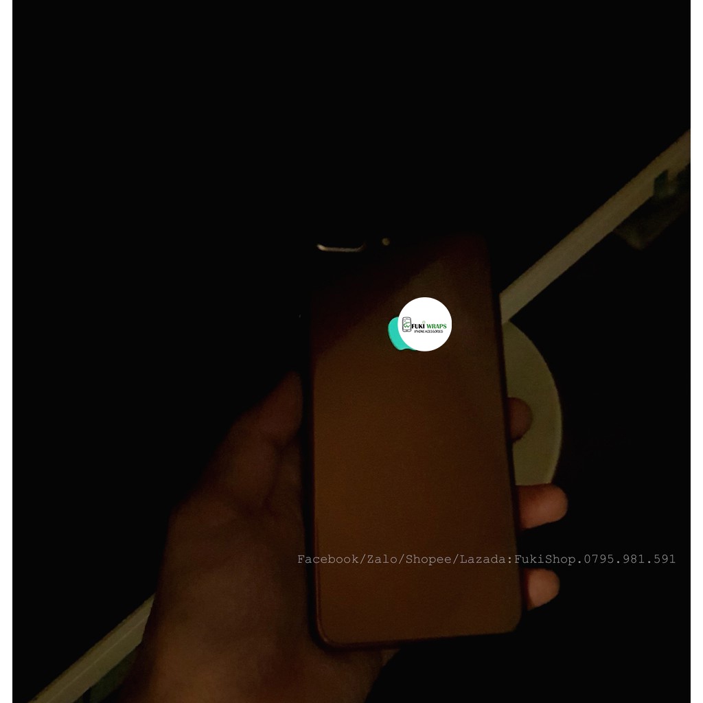 Tấm Dán Skin Full viền Glossy Brown Kèm Táo phát sáng 11 PRO MAX XSMAX X XS XR 6plus 7plus 8plus 6 5 7 12 PRO