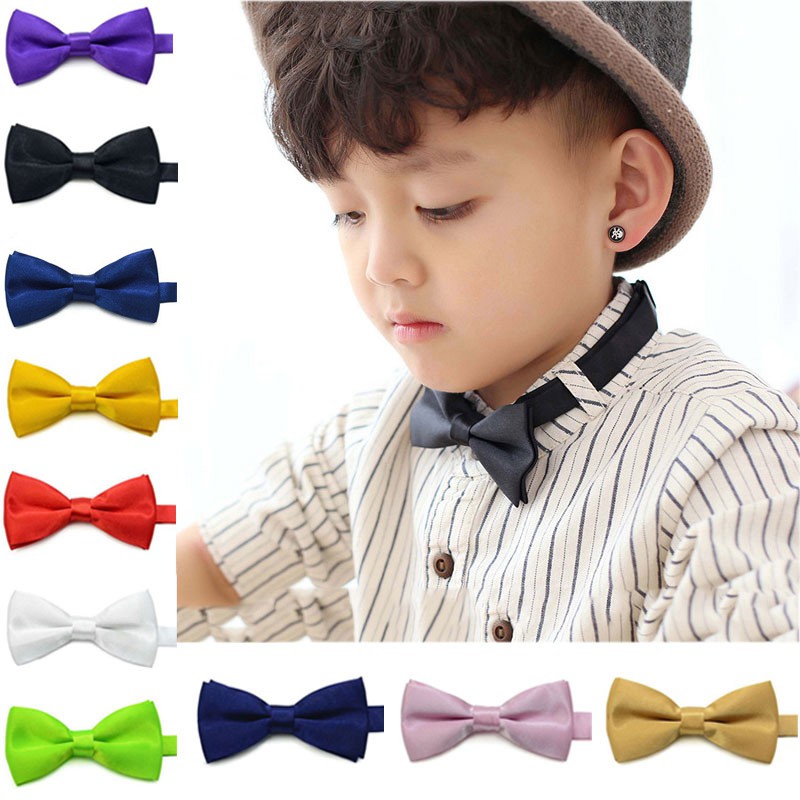 Nơ thắt cổ áo cho bé trai