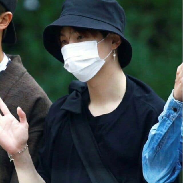 🌈 LẮC TAY ĐUÔI CÁ HEO SUGA, VÒNG TAY BTS