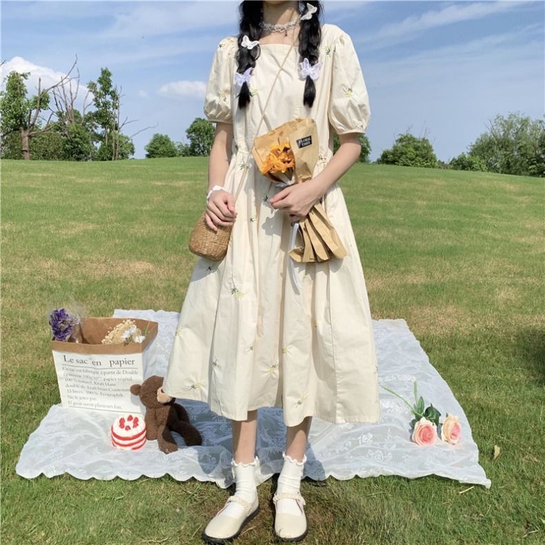 Đầm chữ A tay phồng ngắn họa tiết hoa nhỏ thời trang mùa hè mát mẻ và dễ thương phong cách Nhật Bản