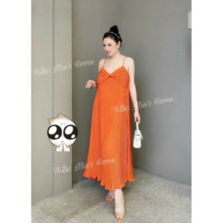 Đầm hai dây dập ly xoắn ngực